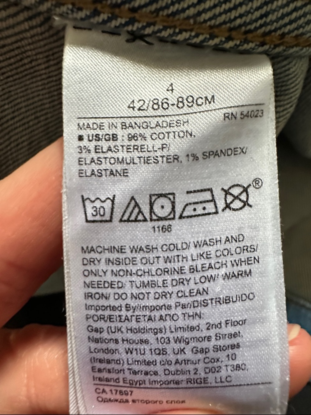 5 for $25 // Banana Republic light wash patch pocket denim midi skirt size 4 - Picture 8 of 8